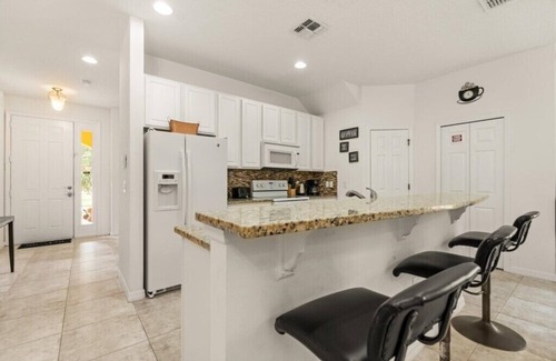 Bellavida Casa | 4 Bedrooms / 5 Bathrooms / Bella Vida (871MB)