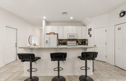Bellavida Casa | 4 Bedrooms / 5 Bathrooms / Bella Vida (871MB)