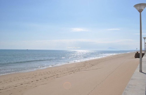 Platja de Piles Apartamento | Piles - Apartment - Sleeps 7 - Parking - Seafront
