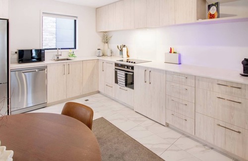 Christchurch City Centre Casa | 4 Bedrooms in the Heart of Christchurch CBD