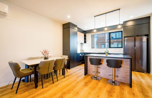 Bayswater Casa | 4 Bedrooms Modern Coastal Retreat Near Devonport