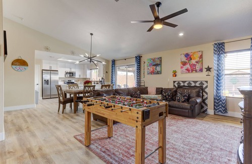 North Las Vegas Casa | 4 Bedrooms, Spacious, Beach House - Single Floor - Great Value