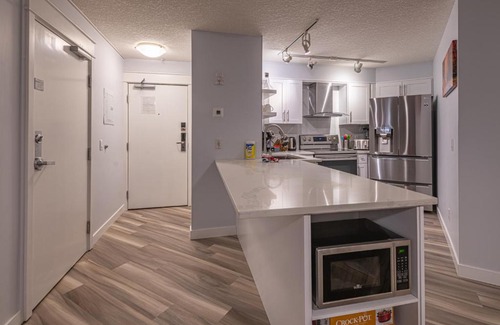 Canmore Apartamento | 4 Bedrooms Suite Combo for Group of Families - Windtower Lodge
