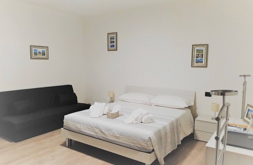 Roccaspinalveti Cama Y Desayuno | 4 bedrooms, tranquility in the hills, with swimming pool and air conditioning!