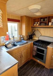Chapel Saint Leonards Apartamento | 4 Berth Static Caravan Golden Palm Resort with Decking