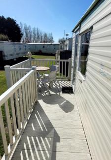 Chapel Saint Leonards Apartamento | 4 Berth Static Caravan Golden Palm Resort with Decking