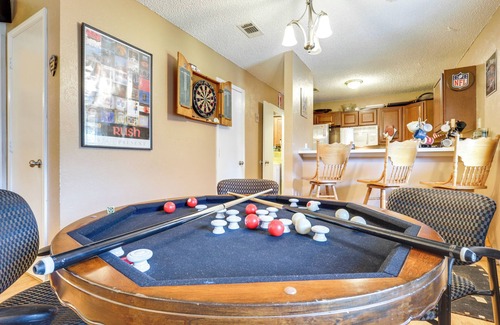 Central Arlington Casa | 4 Blocks to AT&T Stadium: Home w/BBQ-Ready Yard!