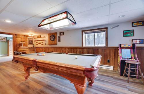 Tobyhanna Casa | 4 Br Cozy Cabin Sleeps 8 Pool Table Arcade Beach
