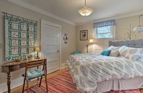 Hendersonville Casa | Casa de 4 dormitorios en Hendersonville, a 5 minutos a pie de la calle principal