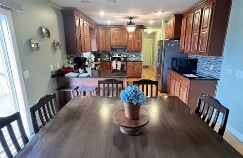 The Galena Territory Casa | 4 BR. Hot Tub. Pet Friendly. May Discounts!