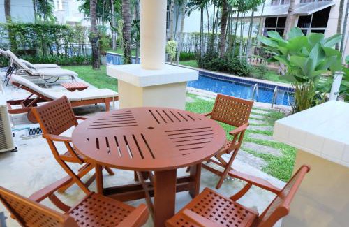 Hua Hin Villa | 4 BR Pool Villa Hua Hin Blue Lagoon