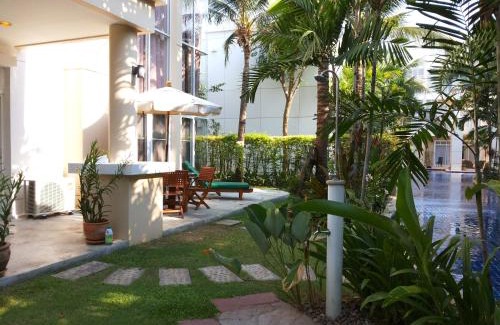Hua Hin Villa | 4 BR Pool Villa Hua Hin Blue Lagoon