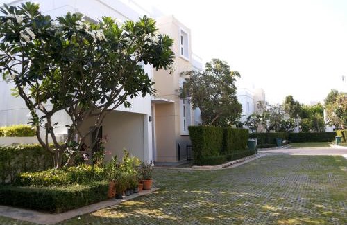 Hua Hin Villa | 4 BR Pool Villa Hua Hin Blue Lagoon