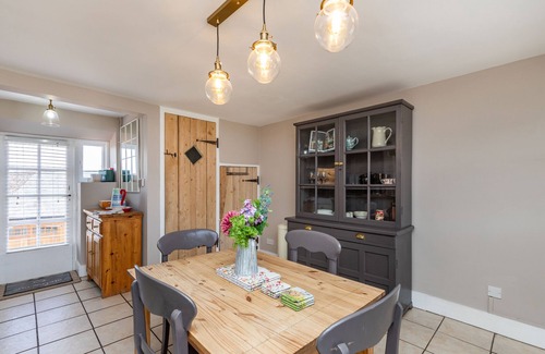 Stoke Bruerne Cabaña | 4 Canalside Cottages