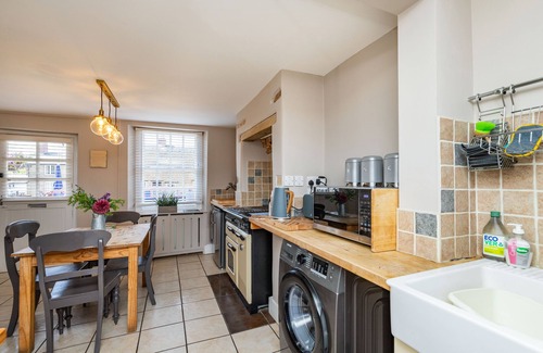 Stoke Bruerne Cabaña | 4 Canalside Cottages