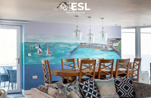 New Quay Casa | 4 En Suite Bedroom Home Overlooking New Quay Sea