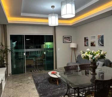 Quatro Ilhas Apartamento | 4 ILHAS, 2 SUITES, 2 GARAGENS