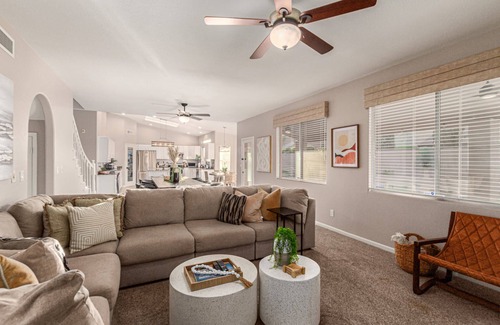 Paradise Park Vista Casa | 4 King Beds | 3 Showers | Pool, Hottub & Putt Grn.