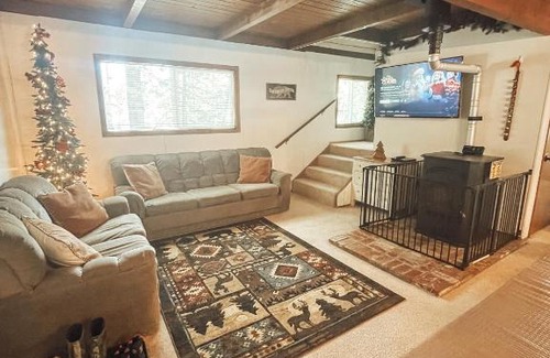 Cold Springs Casa | 4 Little Bears Cabin-WiFi/Arcade loft