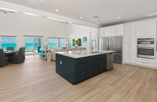 Tar Bay Casa | Nuevo * 4 Master Suites * Kayaks * Paddleboards * En HGTV