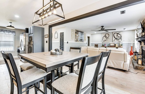 Church Street Cabaña | 4 Mi to Airport: Atlanta Home w/ Deck & Hot Tub