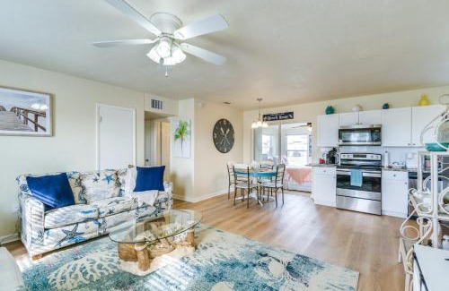 Port Charlotte Casa | 4 Mi to Beach Charming Port Charlotte Home!