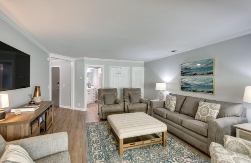 St. Simons Island Apartamento | 4 Mi to Beach St Simons Island Golf Course Condo