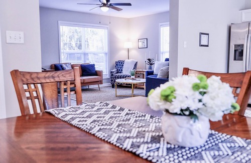 Beaufort Casa | 4 mi. to Beaufort Waterfront and Parris Island 🇺🇸- 🧲 Pit - Porch w/ Grill