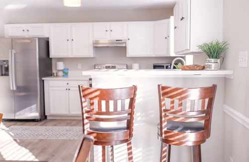 Beaufort Casa | 4 mi. to Beaufort Waterfront and Parris Island 🇺🇸- 🧲 Pit - Porch w/ Grill