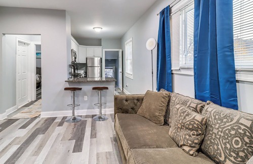 Detroit Casa | 4 Mi to Dtwn: Detroit Townhome Near North End