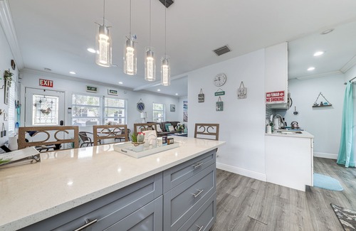 Sailboat Bend Casa | 4 Mi to Fort Lauderdale Beach: Dog-Friendly Home!