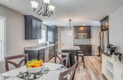 Loris Casa | 4 Mi to Loris Nature Park Family Home with Yard