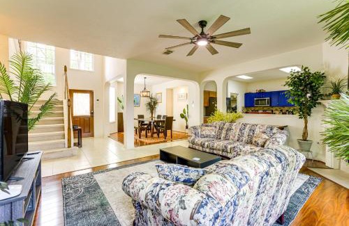 Spring Casa | 4 Mi to Old Town Spring Family Retreat with Yard!