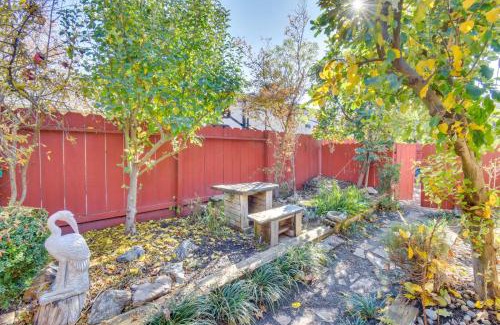 Patterson Casa | 4 Mi to San Joaquin River Peaceful Patterson Home
