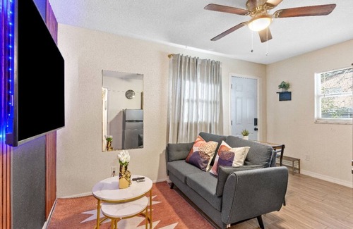 East Tampa Apartamento | 4 Miles From Downtown Tampa C