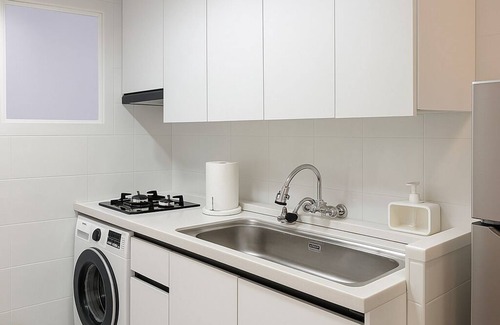 Hyehwa Casa | 4-min walk from Seoul Station—city’s transit hub. Tourist spots within 30 mins
