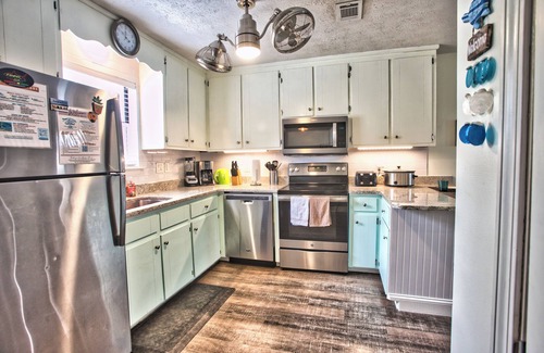 Open Sands Casa | 4-min walk to beach+restaurants+transit! With Patio-firepit-hammock-hottub-games