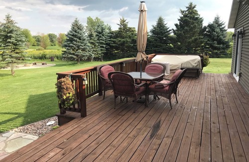 Pickett Casa | 4 minutes from EAA!