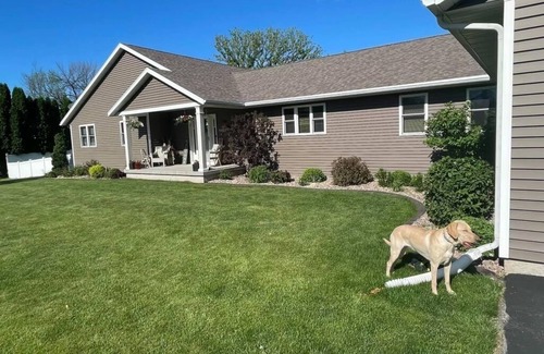 Pickett Casa | 4 minutes from EAA!
