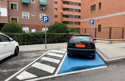 Villa de Vallecas Condominio | A 4 minutos andadno del metro, 3 habitaciones con baño en suite