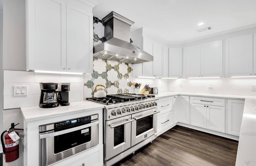 Sea Pines Casa | 4 Palmetto Place @ Sea Pines | Private Pool | Game Room | 6 Bedrooms!