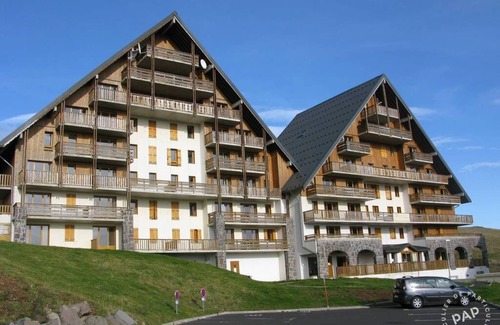 Besse-et-Saint-Anastaise Apartamento | 4-person apartment Hauteurs Super Besse - Indoor pool & Garage
