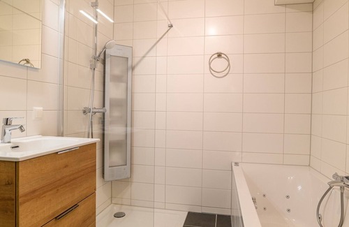 Bruinisse Apartamento | 4-person apartment with wellness