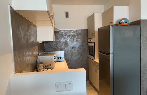 Sainte-Maxime City Centre Apartamento | 4-person apartment facing the sea 50m from the beach and town center