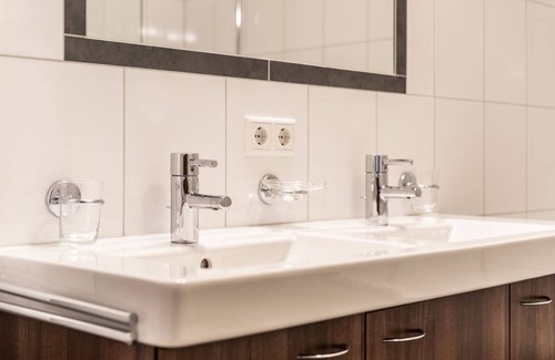 Buerserberg Apartamento | 4-person apartment in the holiday park Landal Chalet Matin