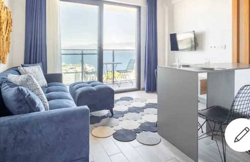 Bogazici Apartamento | 4 Person, Apartment with Shared Pool - AWZ 255