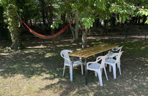 La Tremblade Chalet De Esquí | 4-person CHALET in a private wood 3 km from the beach