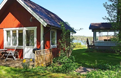 Vreta Kloster Casa | 4 Person Holiday Home in Vreta