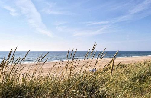 Sondervig Casa | 4 person holiday home in Ringkøbing-By Traum