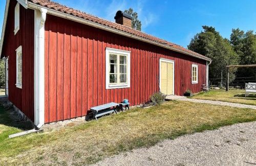 Hovmantorp Casa | 4 person holiday home in FURUBY